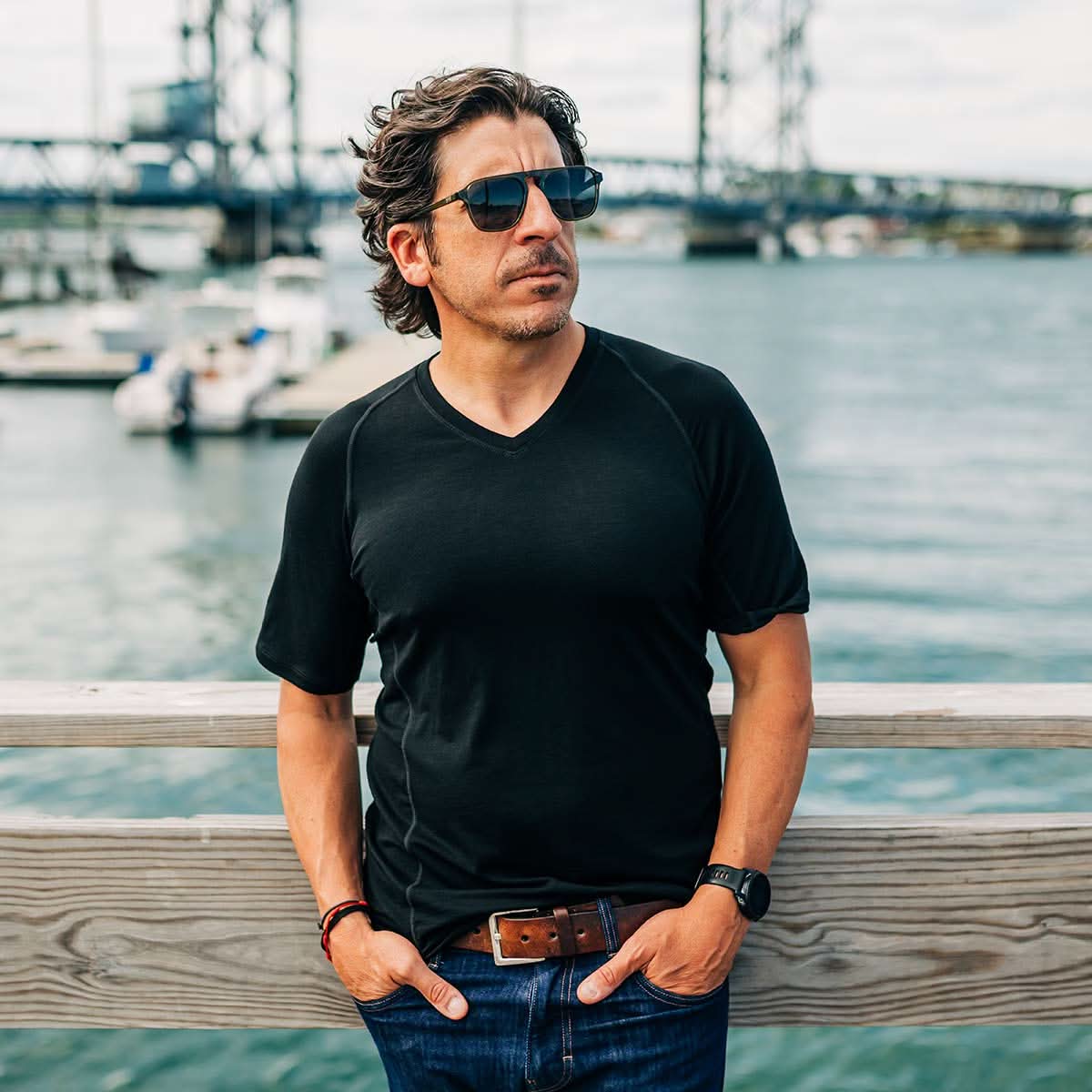 Mens_Merino_v_neck_t_shirt_12v1.jpg