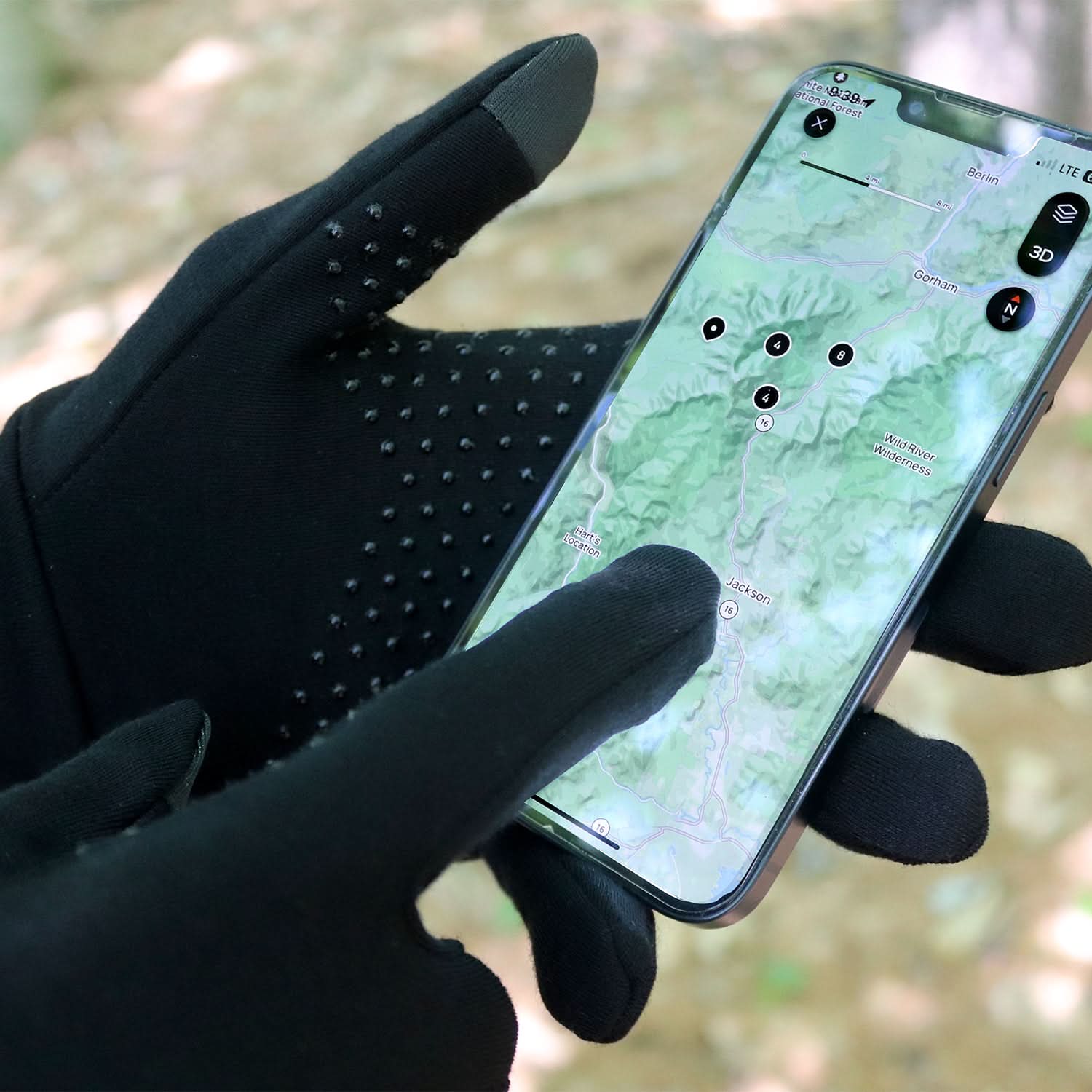 black-merino-grip-gloves-phone.jpg