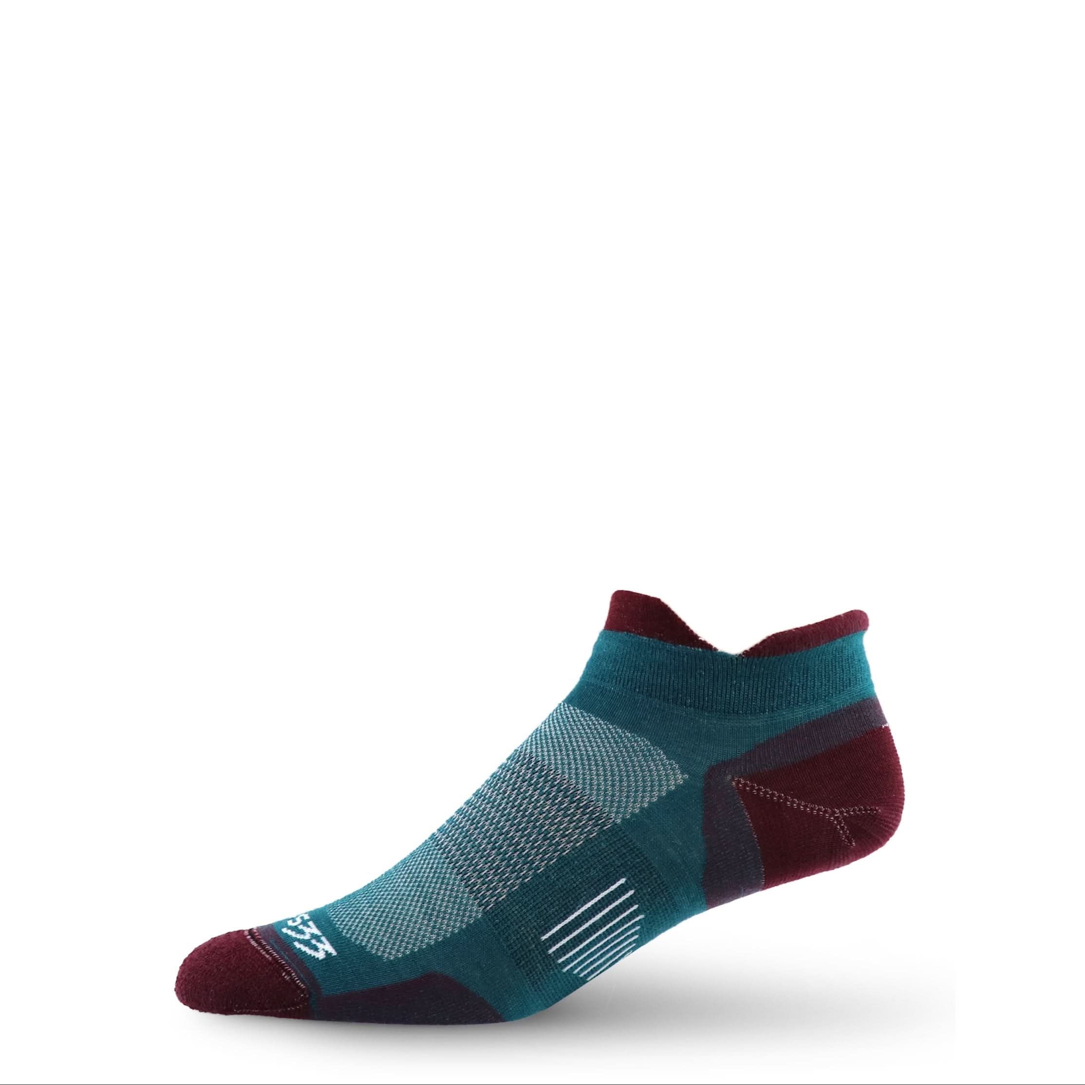no_show_performance_wool_running_socks_str12tg.jpg